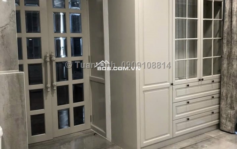 Bán Penthouse Masteri Thảo Điền, Q.2, 250m2, 3PN, sổ hồng, giá 38 tỷ. LH: 0909108814